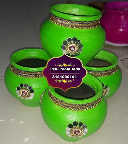 Avireni Kundalu Designs 8464000164
